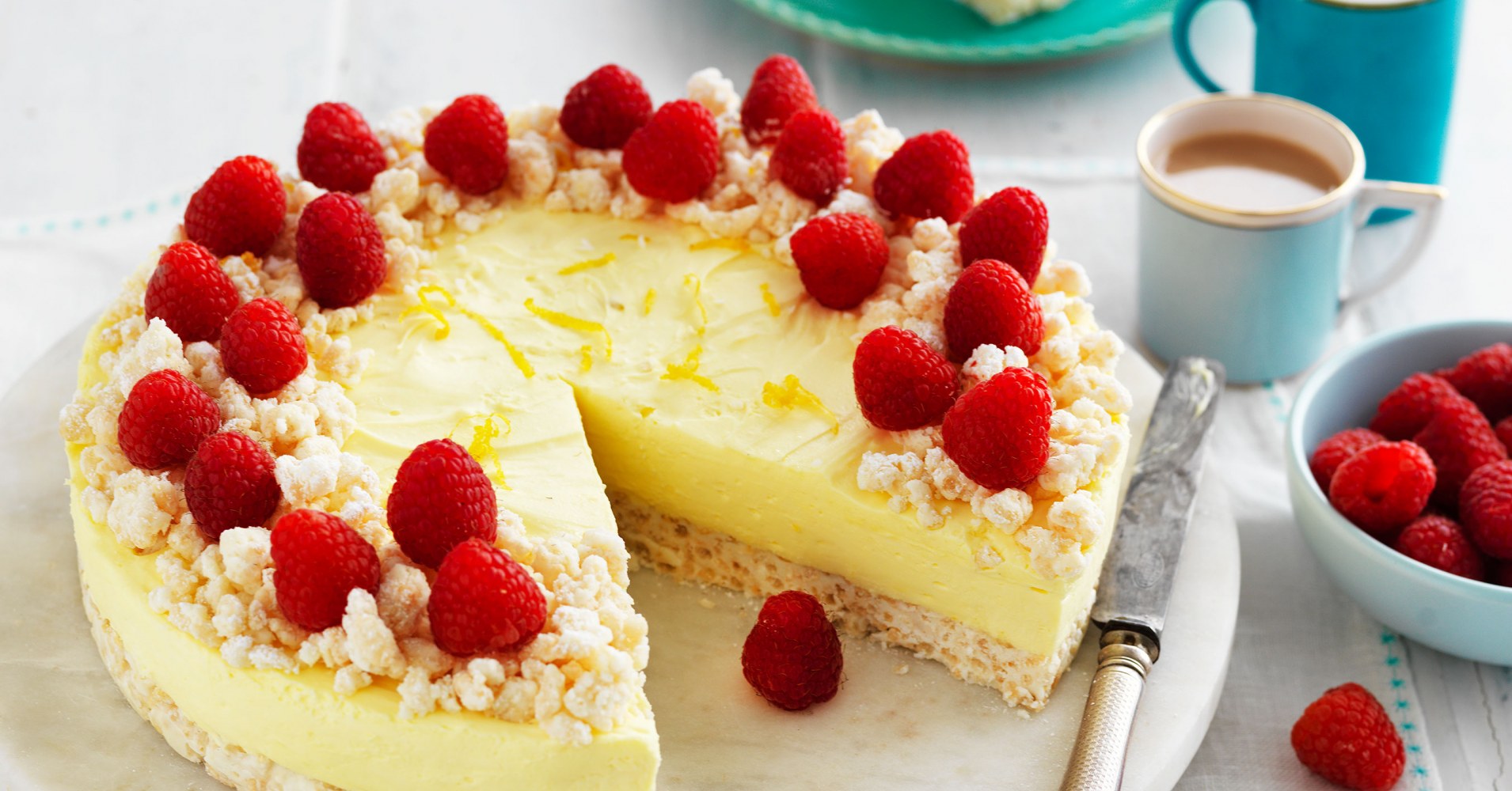 Lemon and White Chocolate Crackle Cheesecake Recipe | myfoodbook